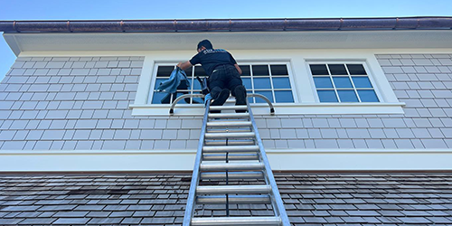 Top Signs It’s Time to Clean Your Windows (Expert Tips Included)